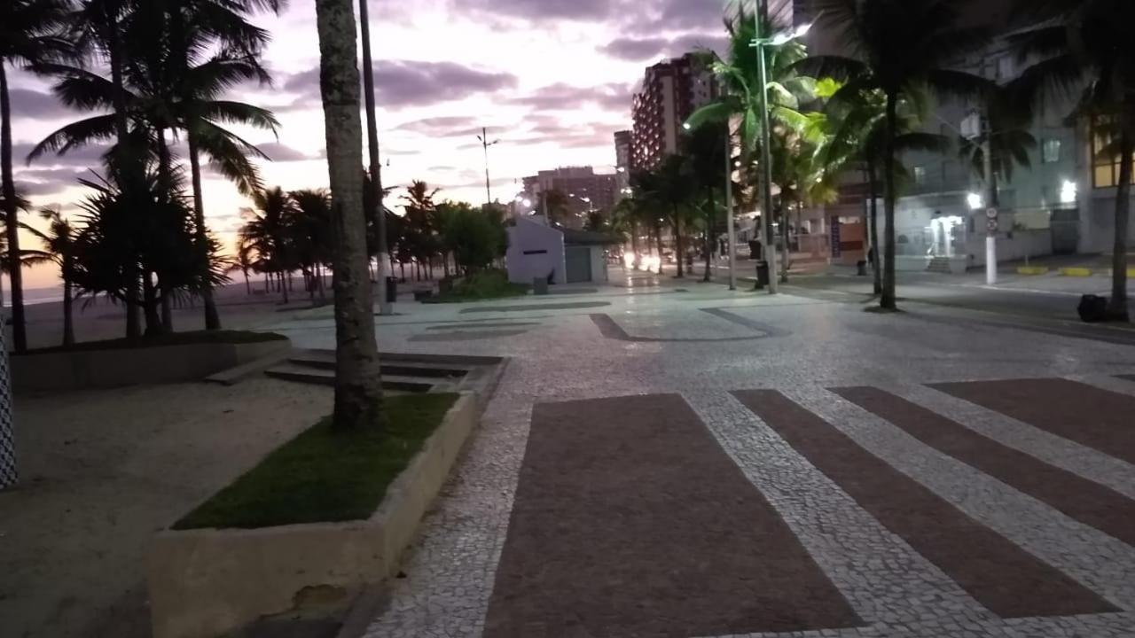 Lindo Apartamento Guilhermina - Edificio Frente Para O Mar Прая-Гранді Екстер'єр фото